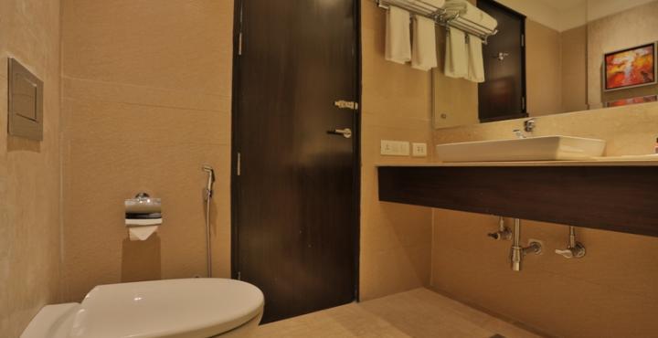 Una Smart Mandarin Panchkula Exterior photo